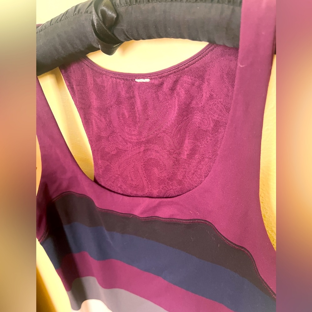 Lululemon Athletica Striped Purple Black White Navy Blue Tank Top Size Small - Picture 3 of 5